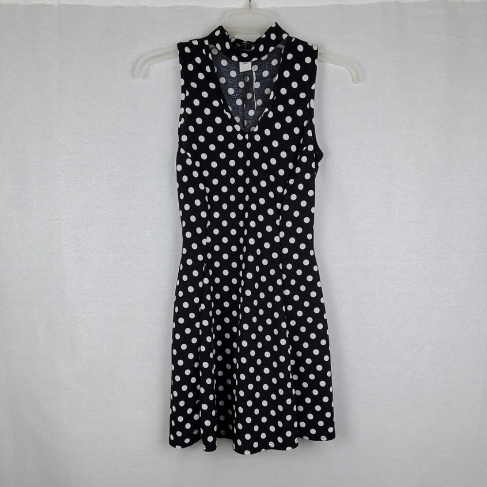 A-cut Black Polkadot Dress